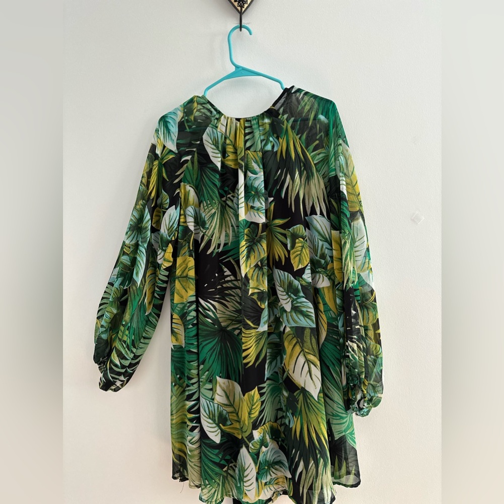Flowy print dress.